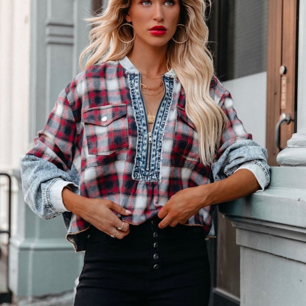 VICI DOLLS THEA HALF ZIP ACID WASH PLAID TOP